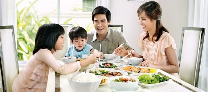 Mơ thấy ăn uống là điềm gì, nên đánh con gì?